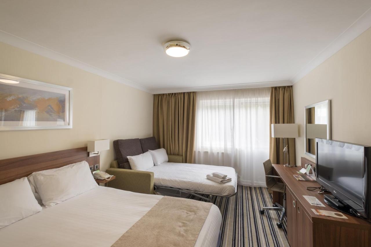 Holiday Inn Stoke On Trent M6 Jct15 By Ihg Newcastle-under-Lyme Εξωτερικό φωτογραφία