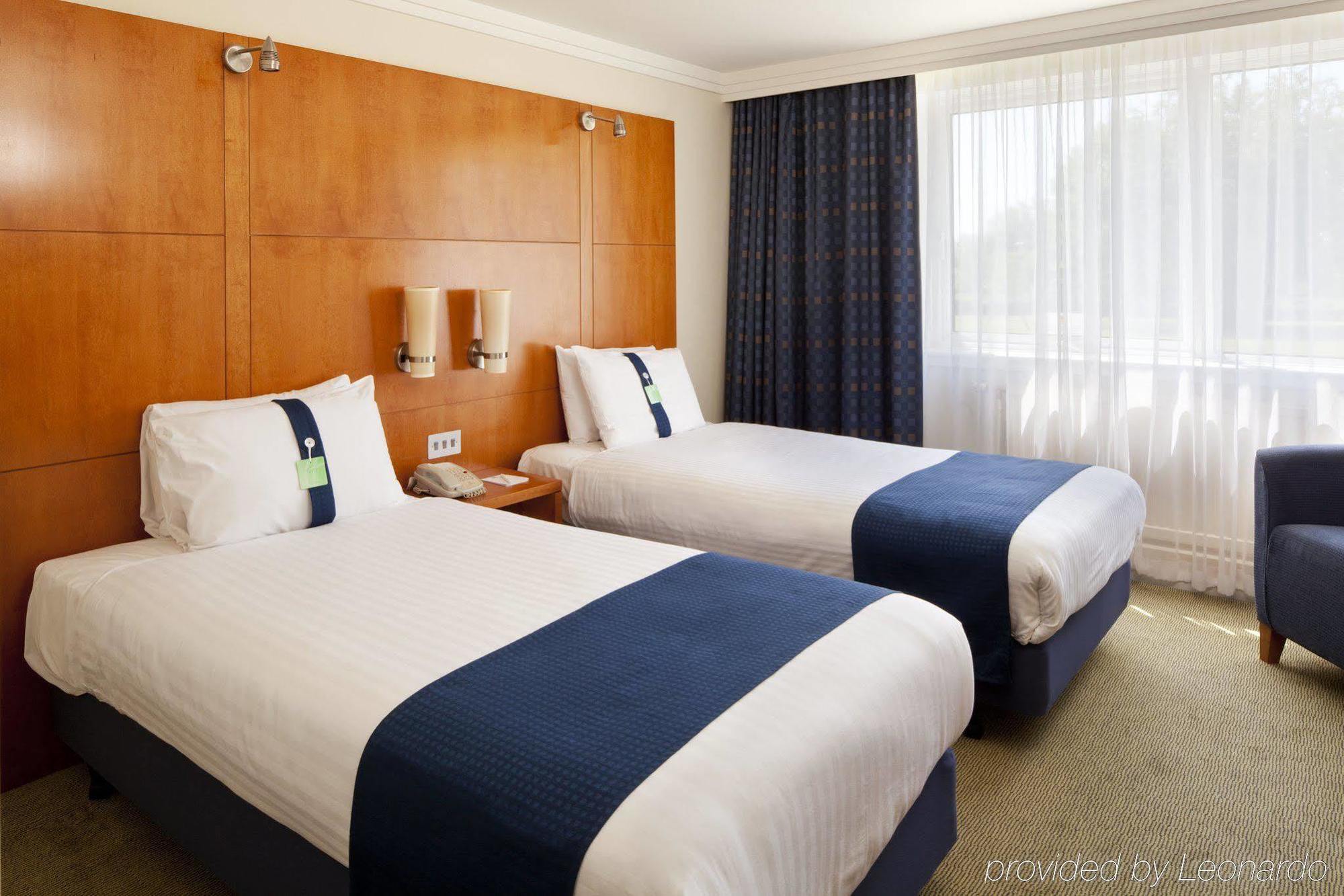 Holiday Inn Stoke On Trent M6 Jct15 By Ihg Newcastle-under-Lyme Εξωτερικό φωτογραφία