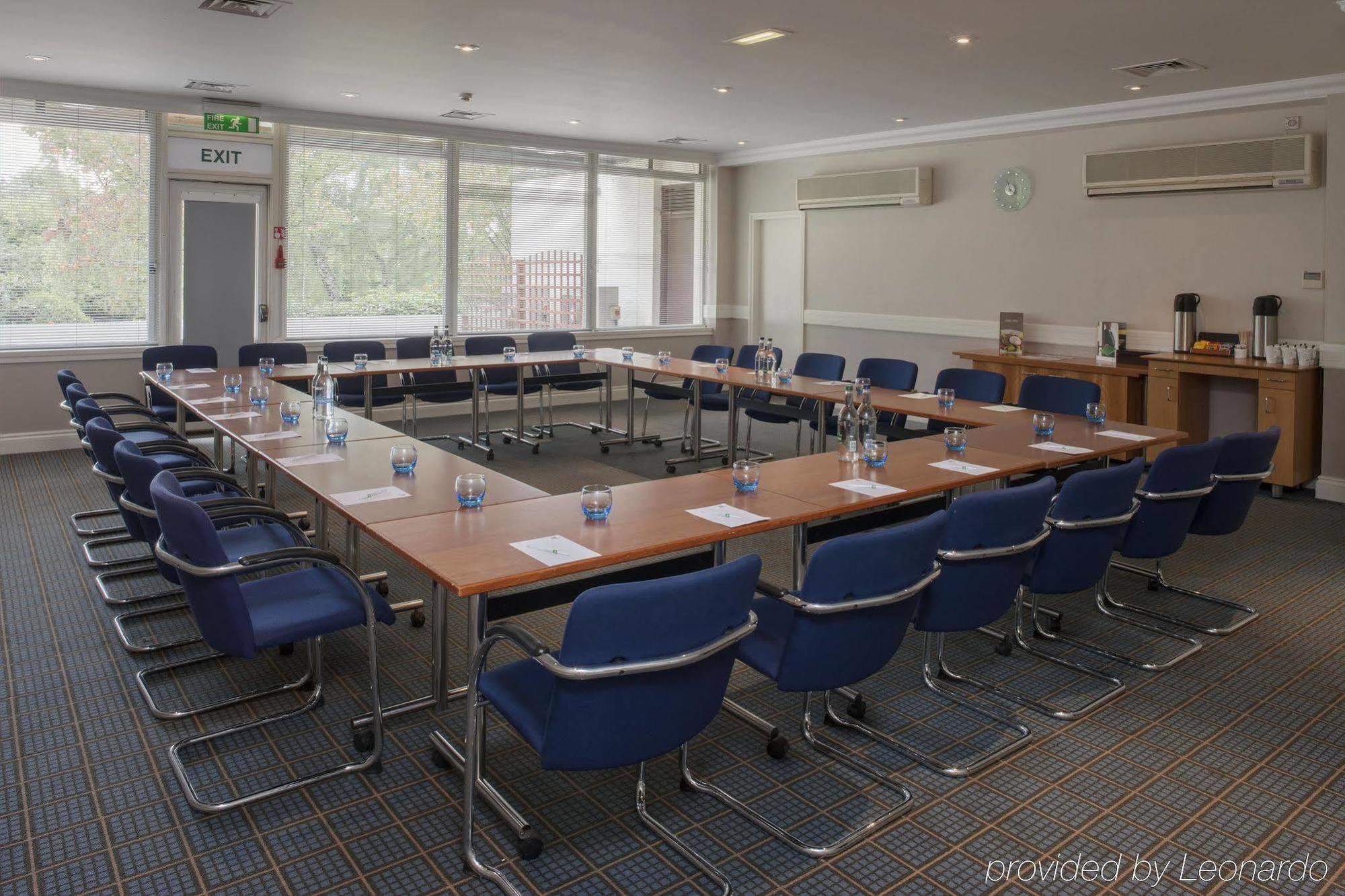 Holiday Inn Stoke On Trent M6 Jct15 By Ihg Newcastle-under-Lyme Εξωτερικό φωτογραφία